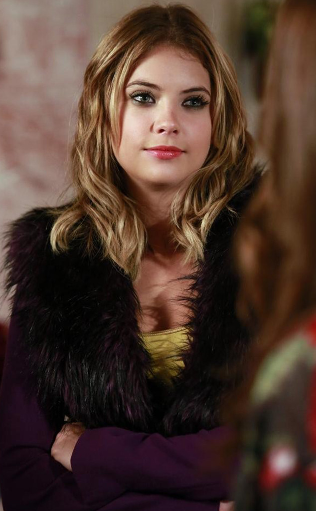 Pretty Little Liars Hanna S Most Hilarious Moments E News